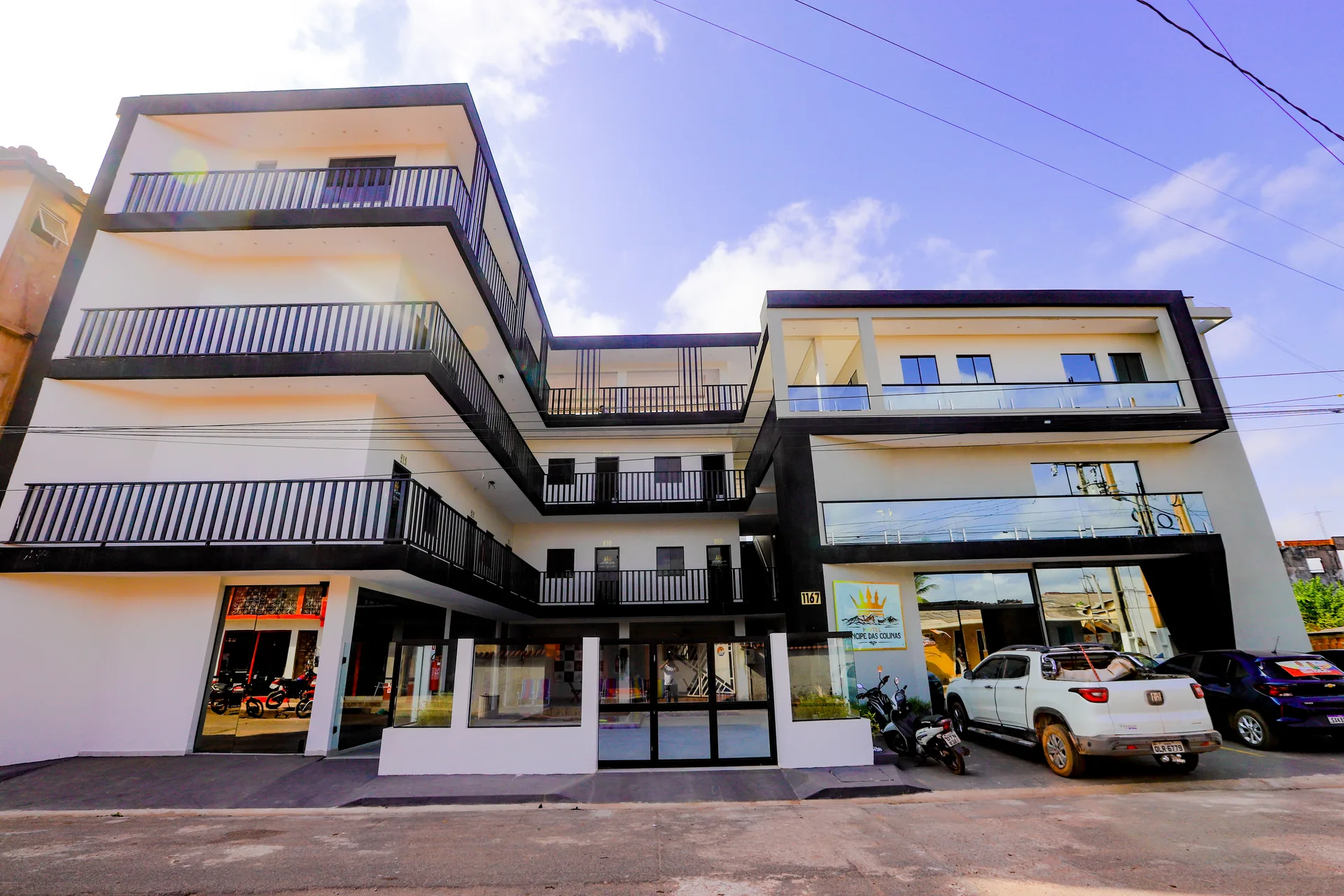 Fachada do Hotel Príncipe das Colinas